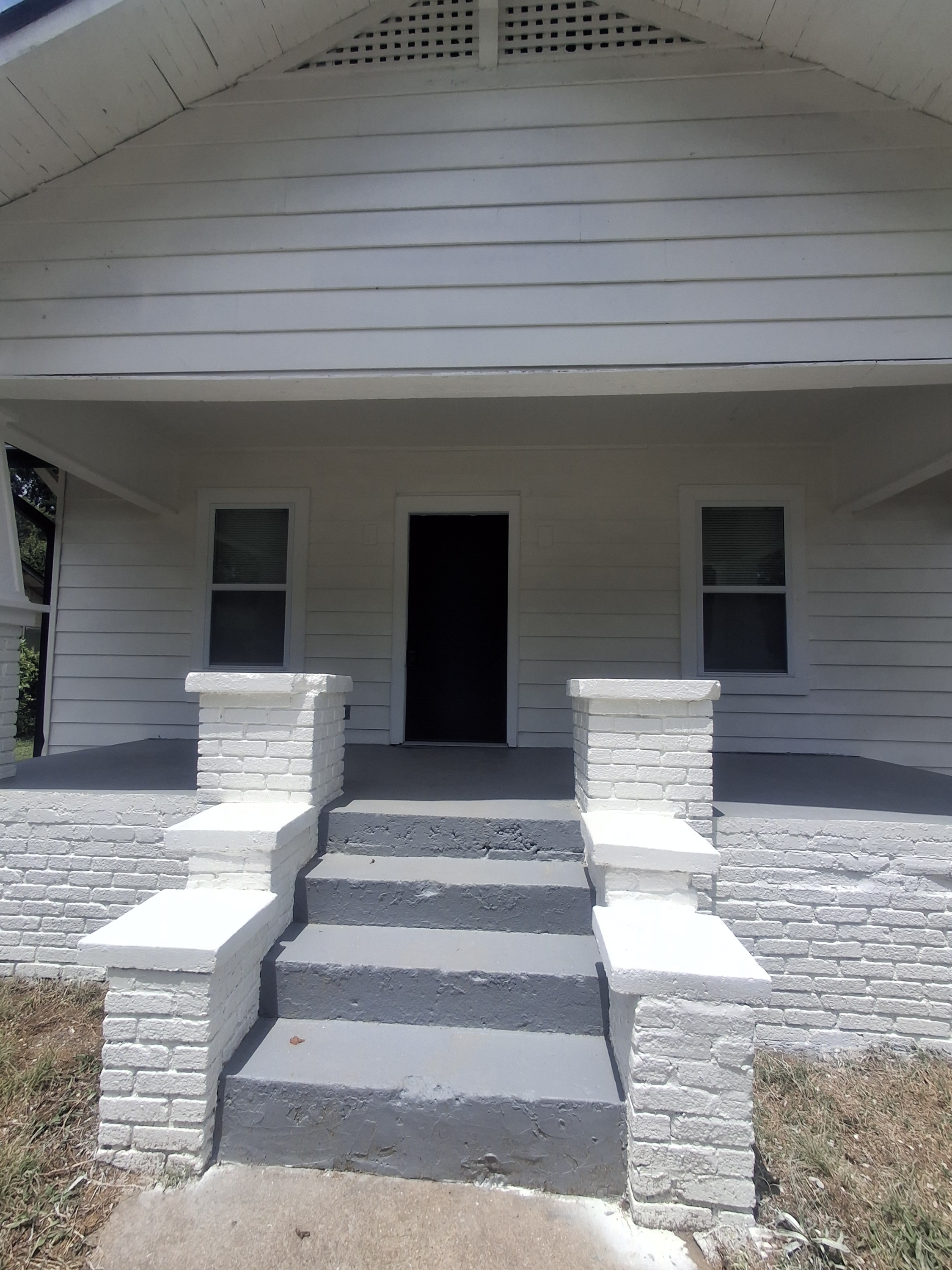 1103 Sheridan Ave